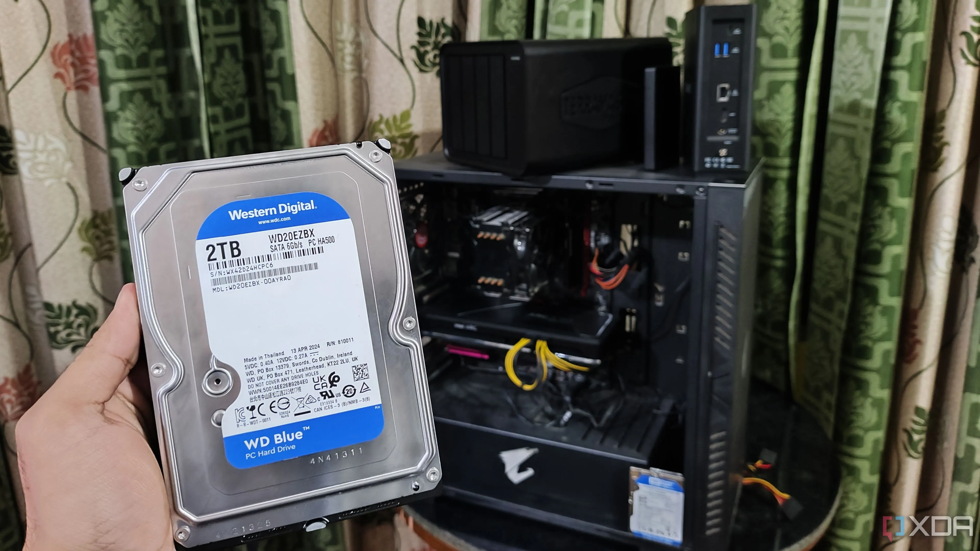 Biến PC Chơi Game Thành Console Tại Gia: Trải Nghiệm Tuyệt Vời Với Bazzite và Card AMD Radeon RX 9060 XT