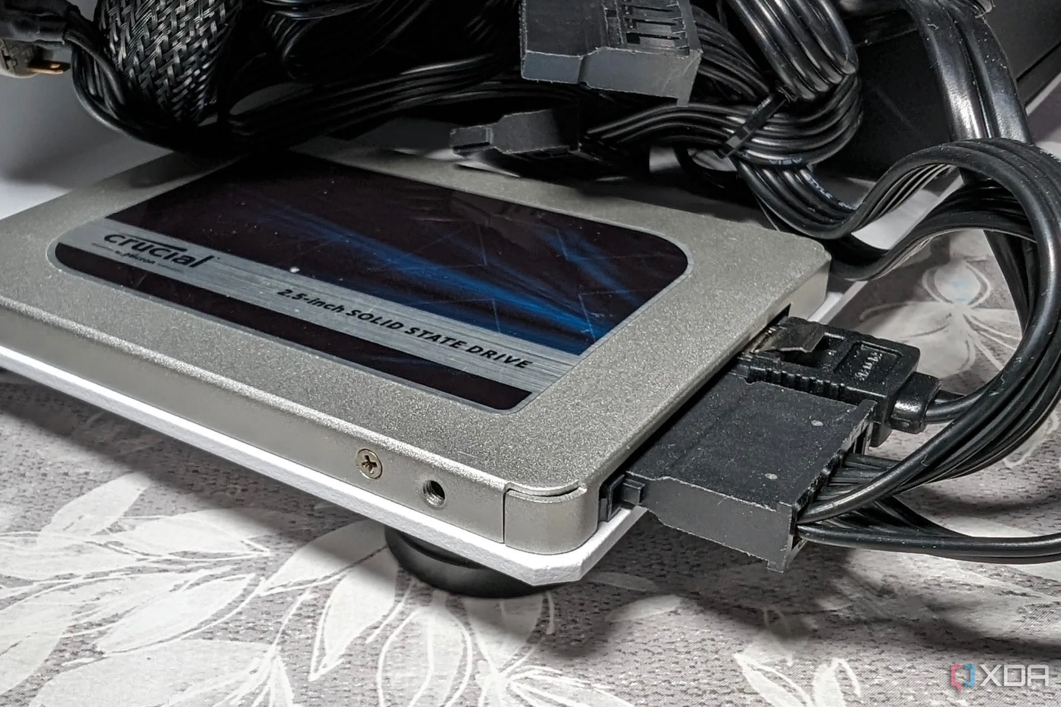 Ổ cứng SSD SATA Crucial BX500