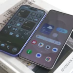 So sánh thiết kế giữa một mẫu điện thoại Android (Galaxy S25 Edge) và iPhone 16