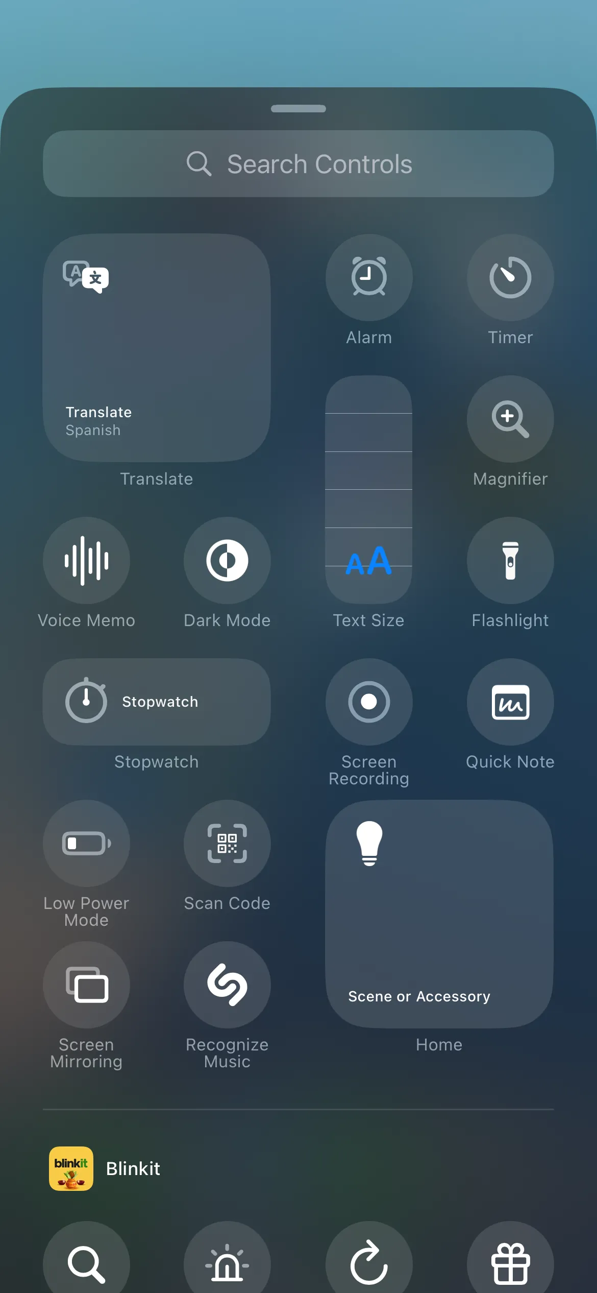 Các tùy chọn điều khiển có sẵn để thêm vào Trung tâm điều khiển trên iPhone, giúp tùy chỉnh truy cập nhanh.