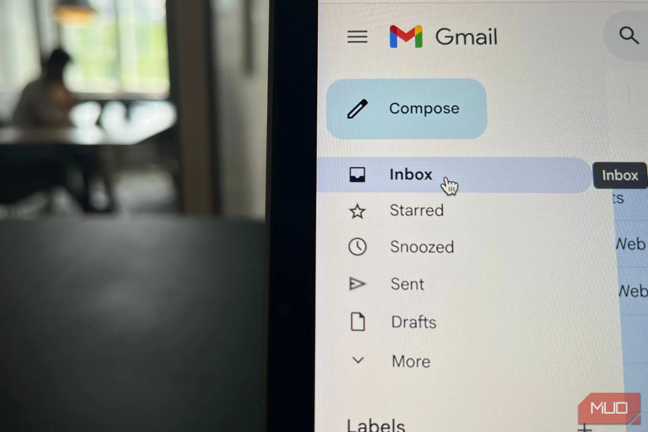 Giao diện &quot;Inbox Zero&quot; của ứng dụng Gmail, thể hiện khả năng tổ chức và phân loại email vượt trội
