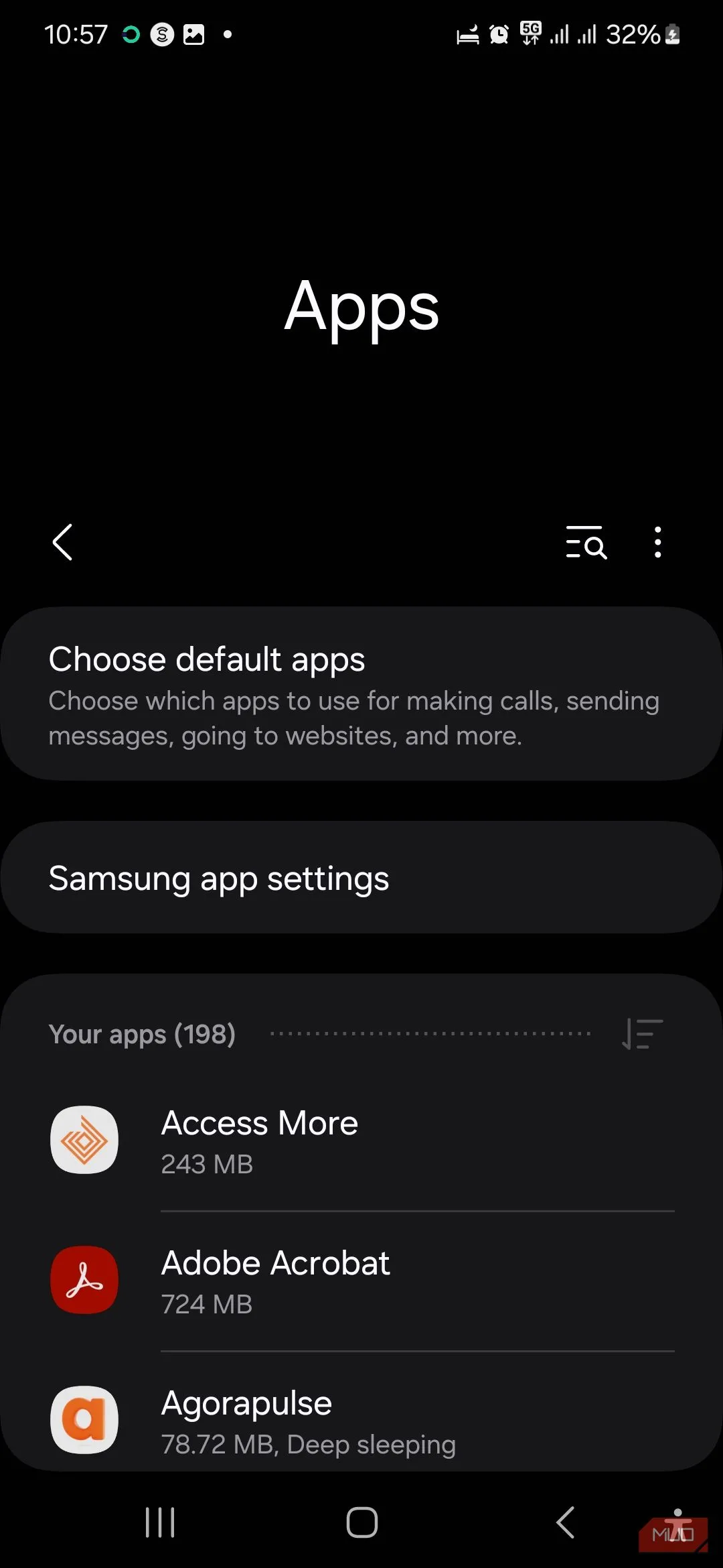 Trang danh sách ứng dụng trong cài đặt điện thoại Samsung.