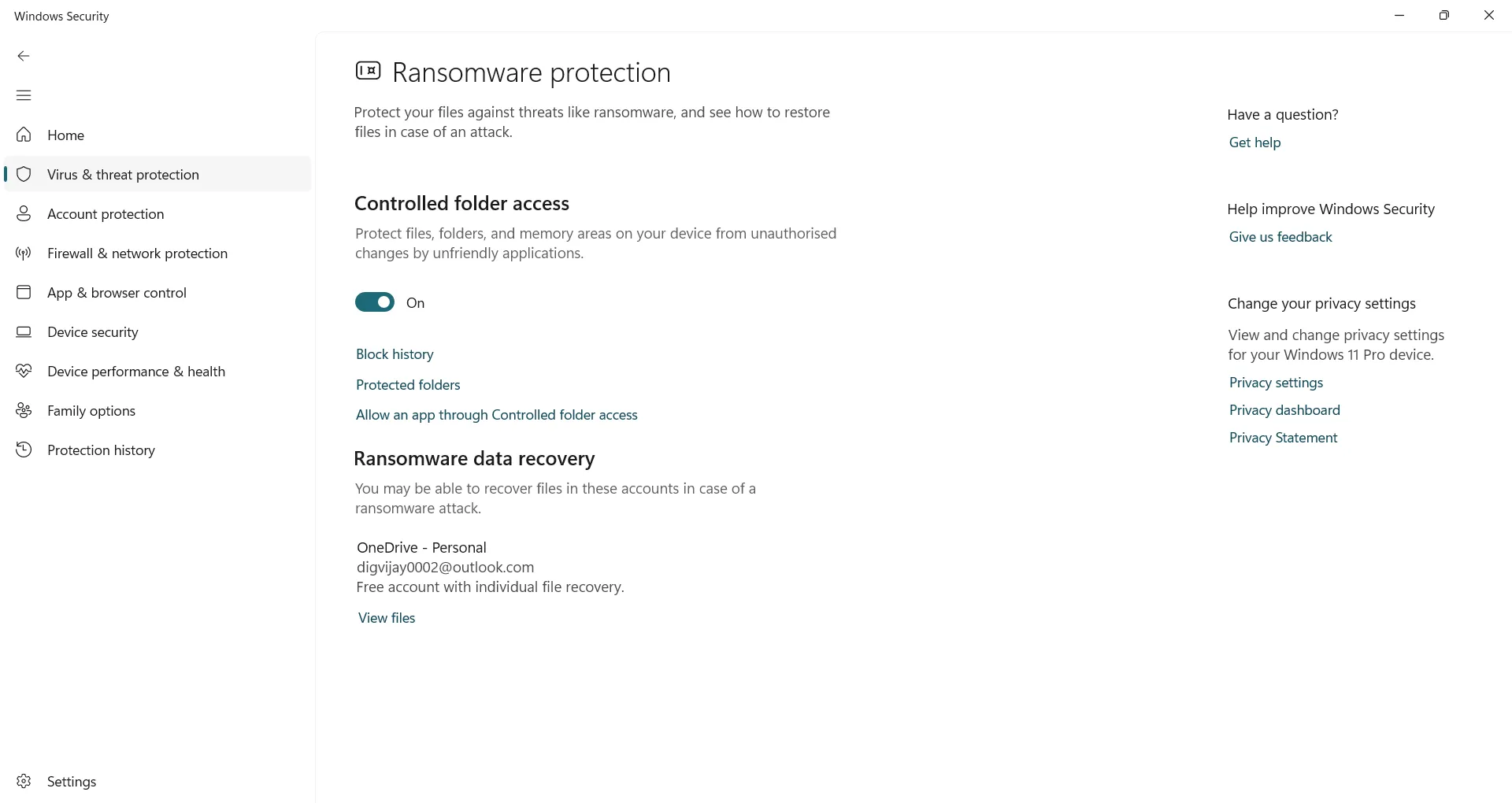 Bật Controlled Folder Access để bảo vệ thư mục khỏi ransomware