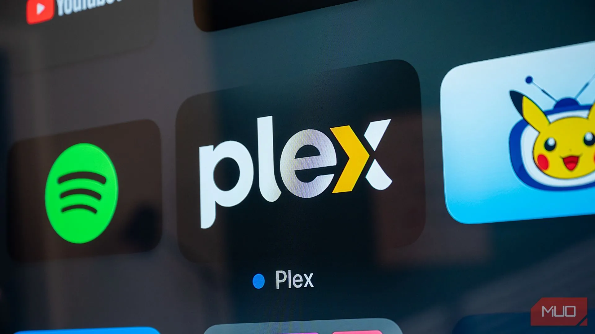 Biểu tượng ứng dụng Plex trên màn hình Apple TV, minh họa khả năng tương thích ứng dụng