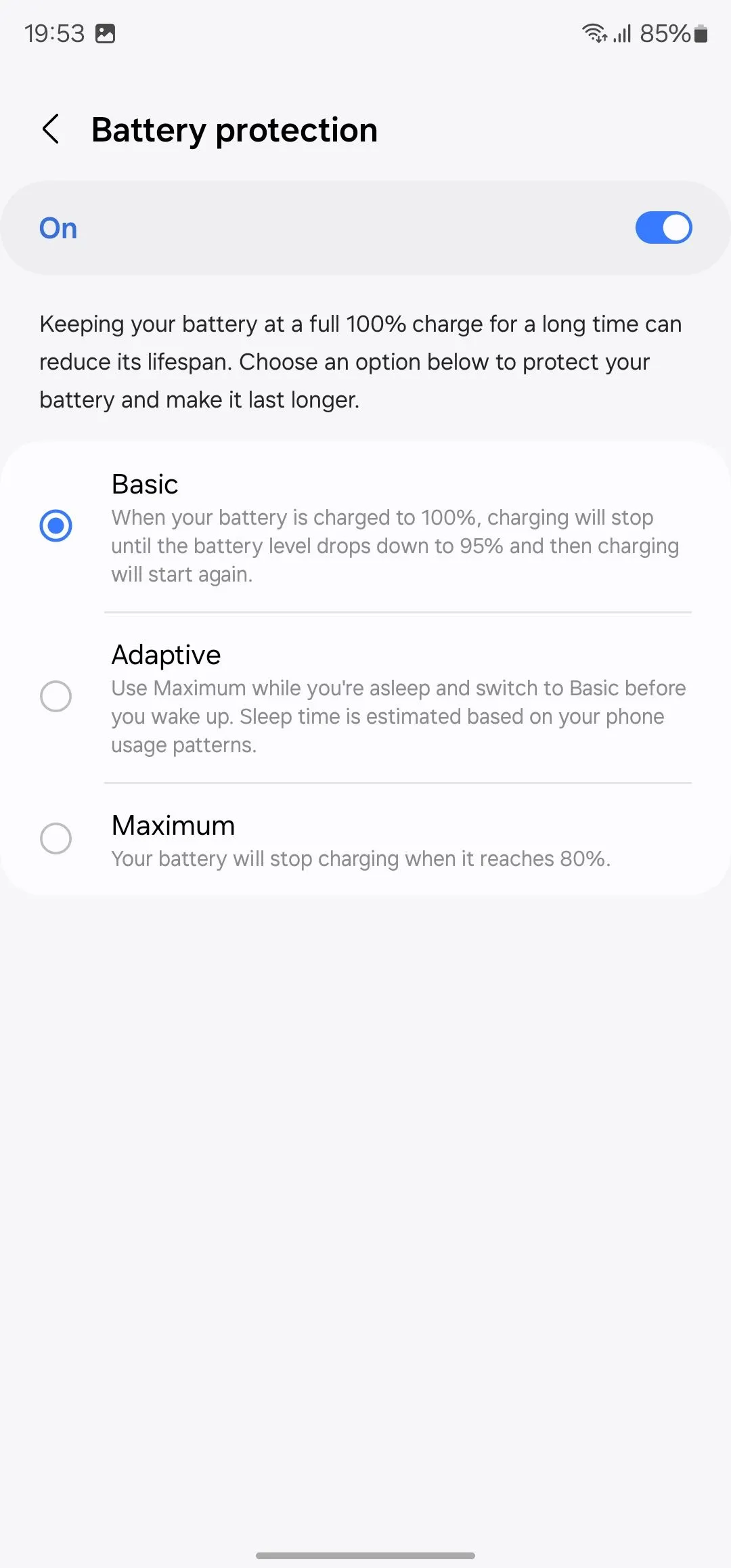 Cài đặt tính năng bảo vệ pin trên điện thoại Samsung Galaxy giúp ngăn chặn sạc đầy 100% liên tục, bảo vệ sức khỏe pin.
