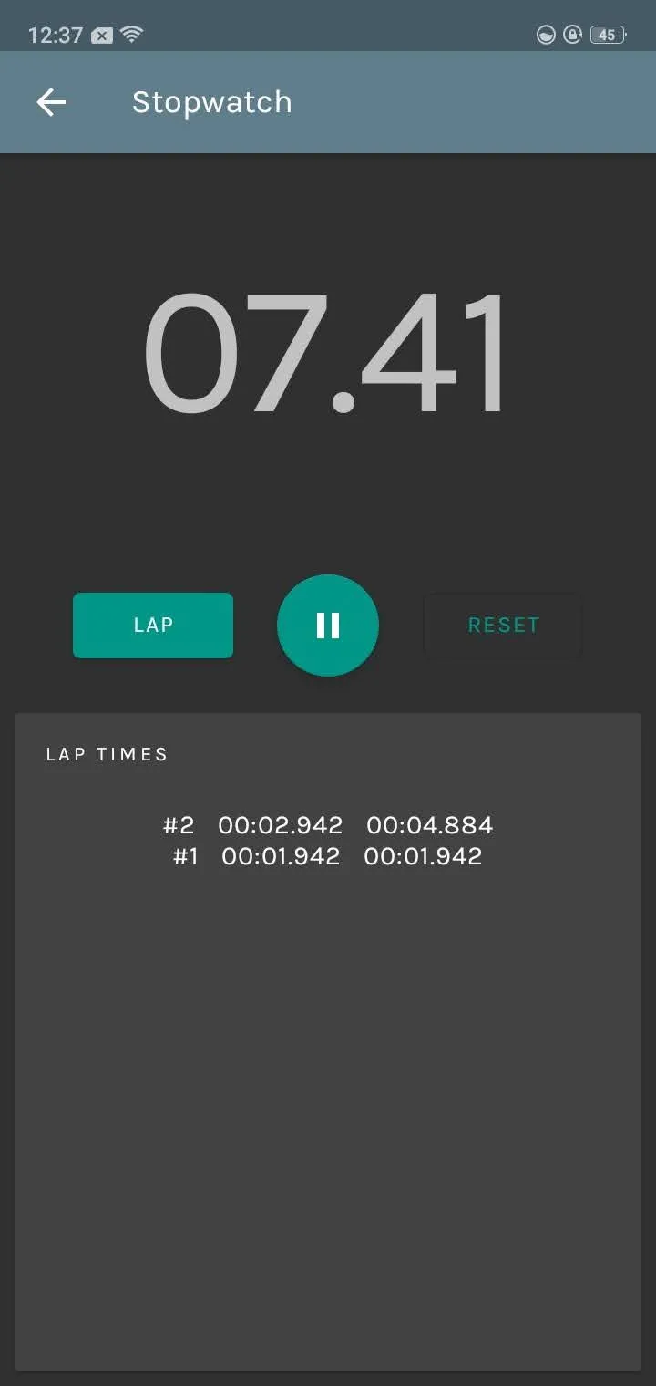 Chức năng bấm giờ trong ứng dụng báo thức AMDroid, minh họa các công cụ bổ trợ tiện ích cho việc quản lý thời gian trên Android