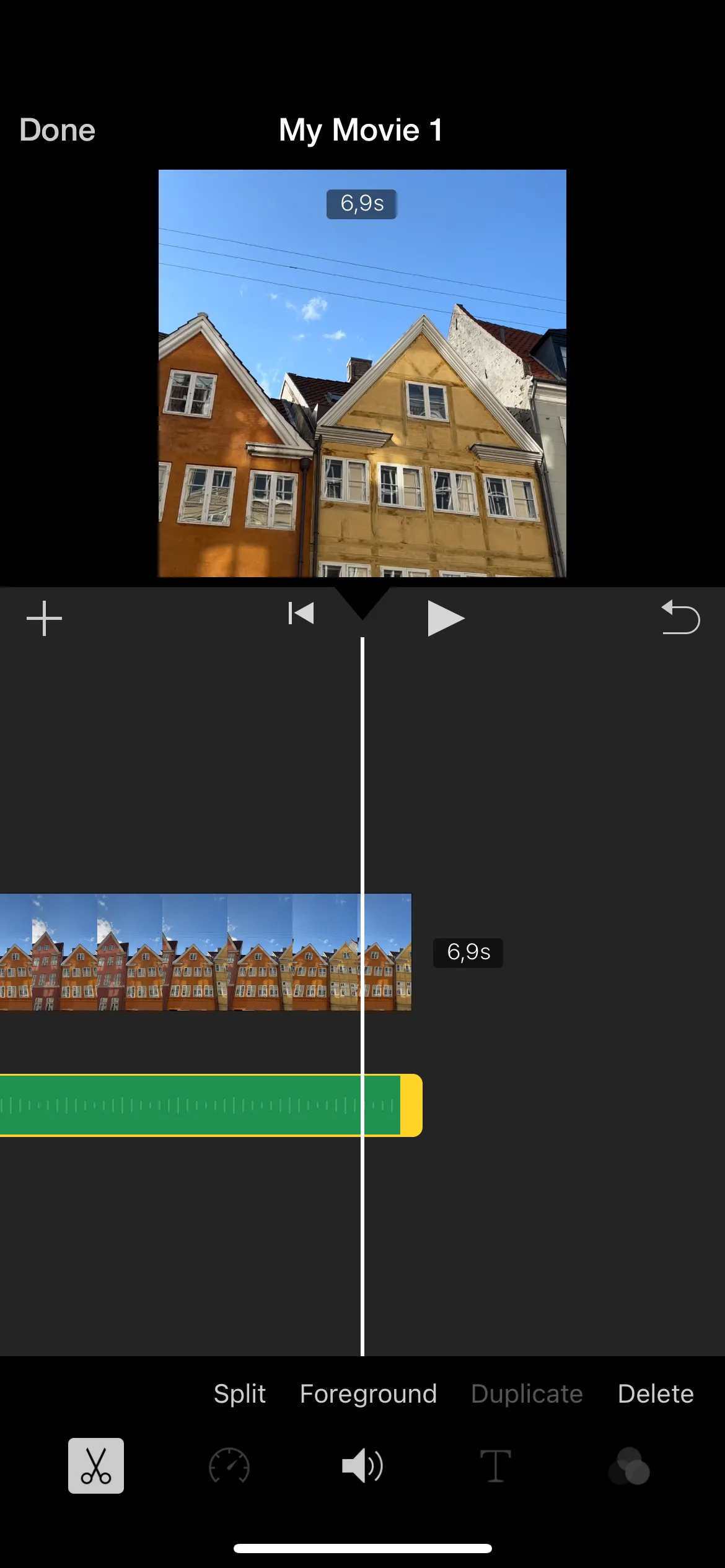 Giao diện chỉnh sửa video đa dạng trong ứng dụng iMovie trên iPhone.