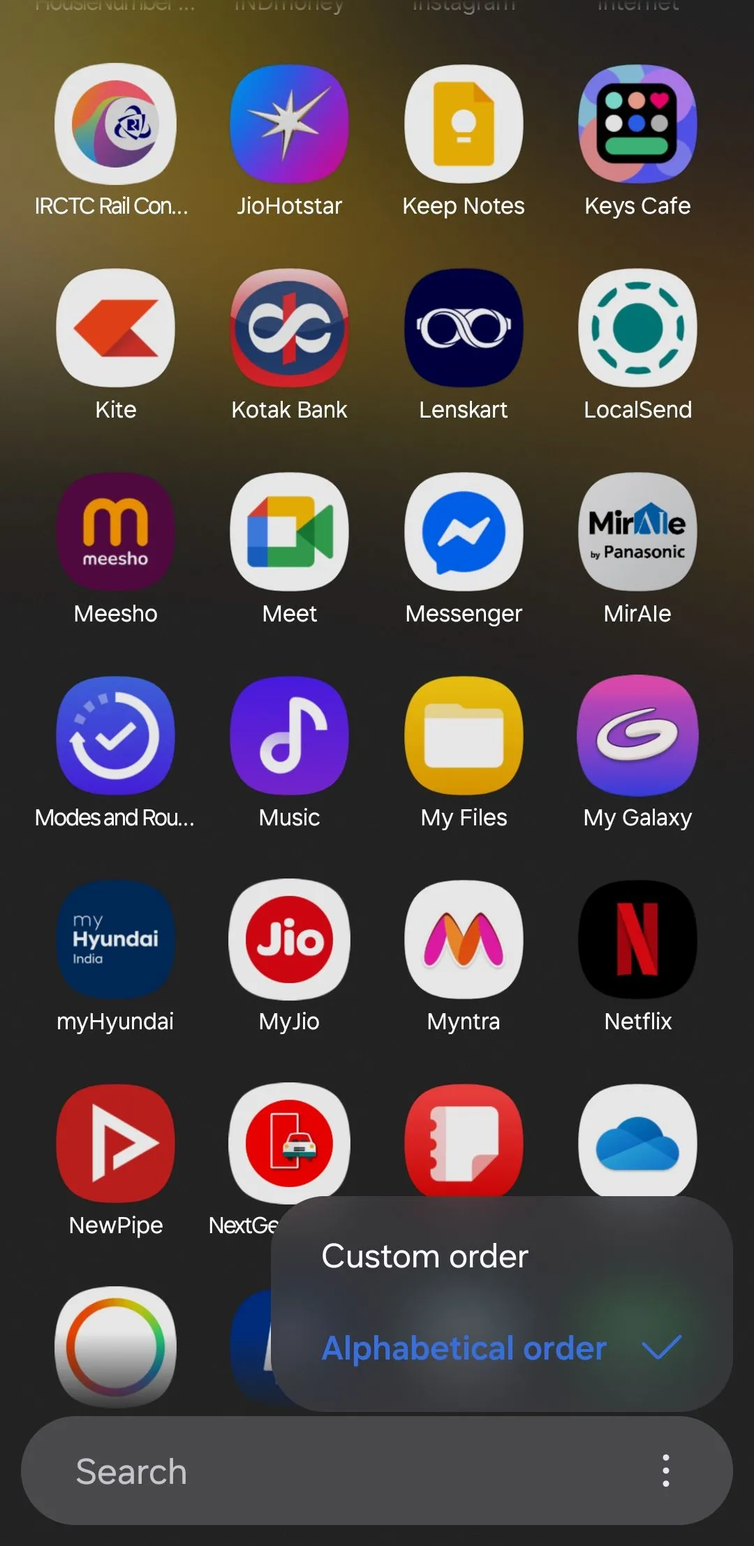 Image default