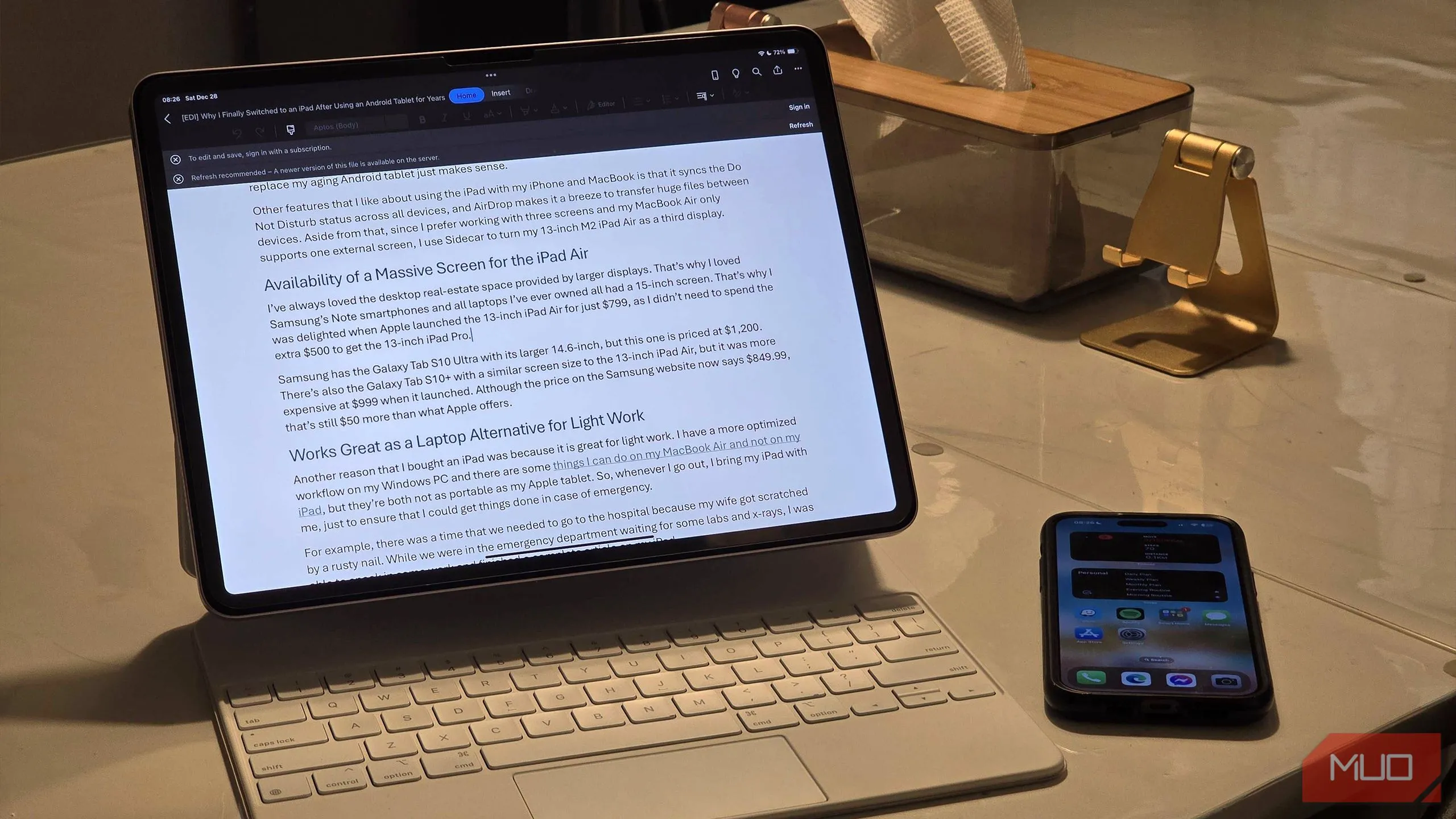 Làm việc trên iPad Air khi không ở bàn làm việc