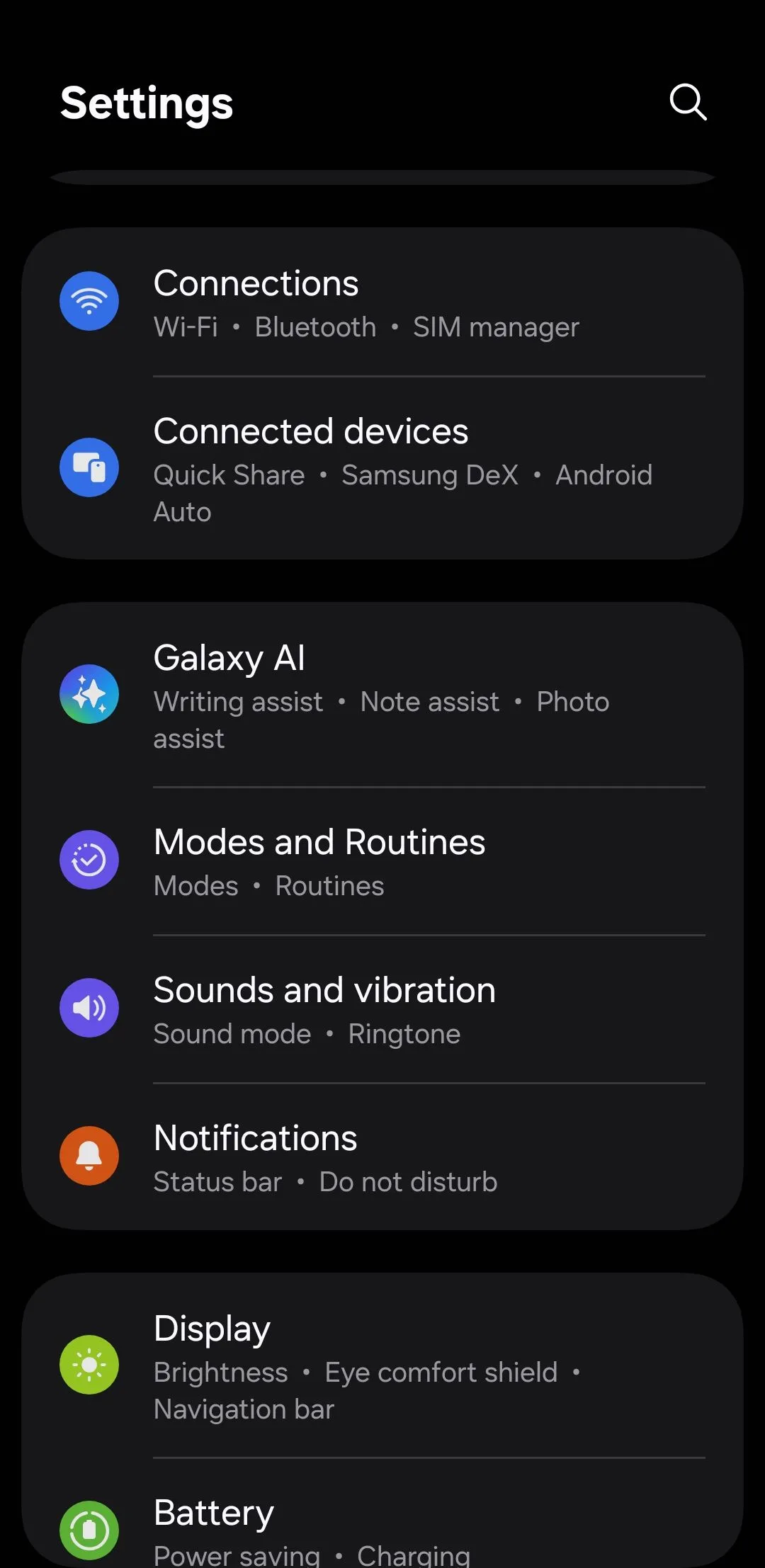 Màn hình cài đặt chính trên điện thoại Samsung Galaxy
