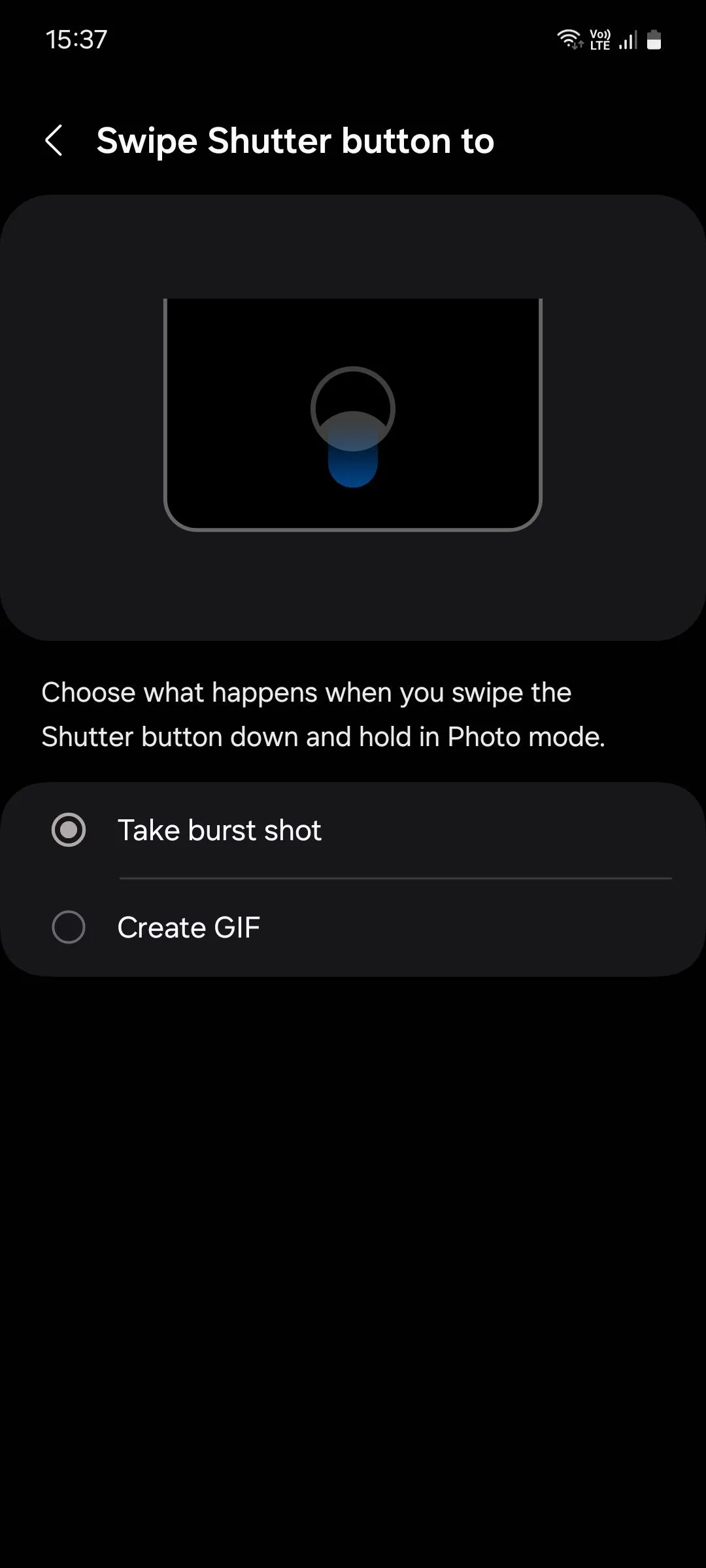 Menu cài đặt nút chụp của camera Samsung với tùy chọn &quot;Vuốt nút chụp để&quot; và &quot;Chụp liên tục&quot; được chọn.