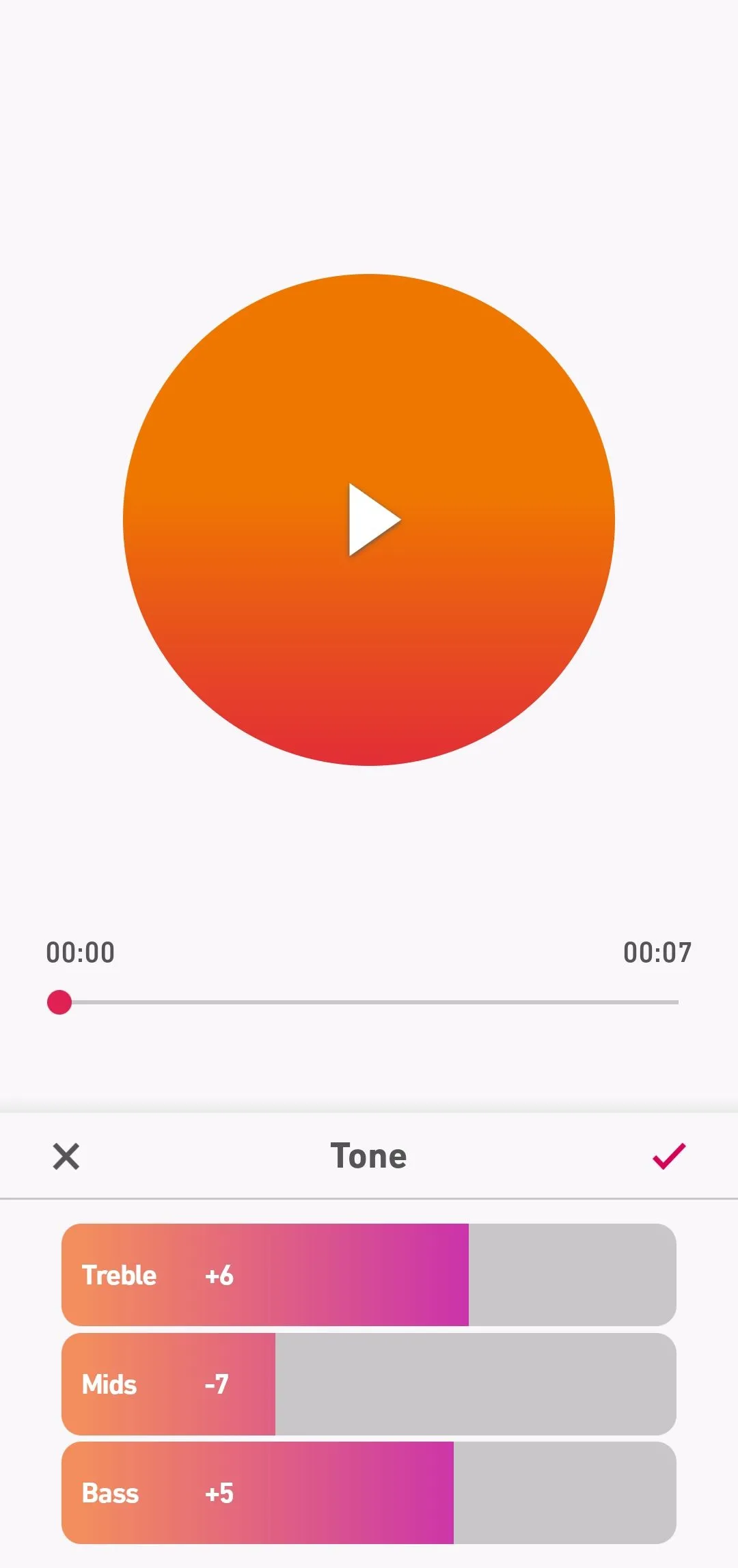 Thanh trượt điều chỉnh âm Bass, Treble và Mids trong phần Tone của ứng dụng Dolby On