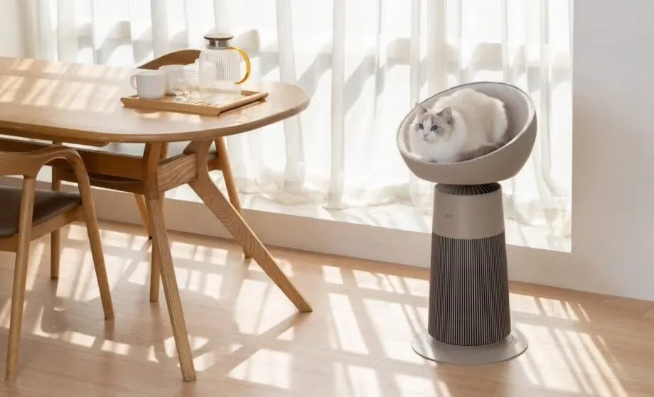Tháp LG AeroCat, thiết bị lọc không khí kết hợp làm chỗ ngủ cho mèo.