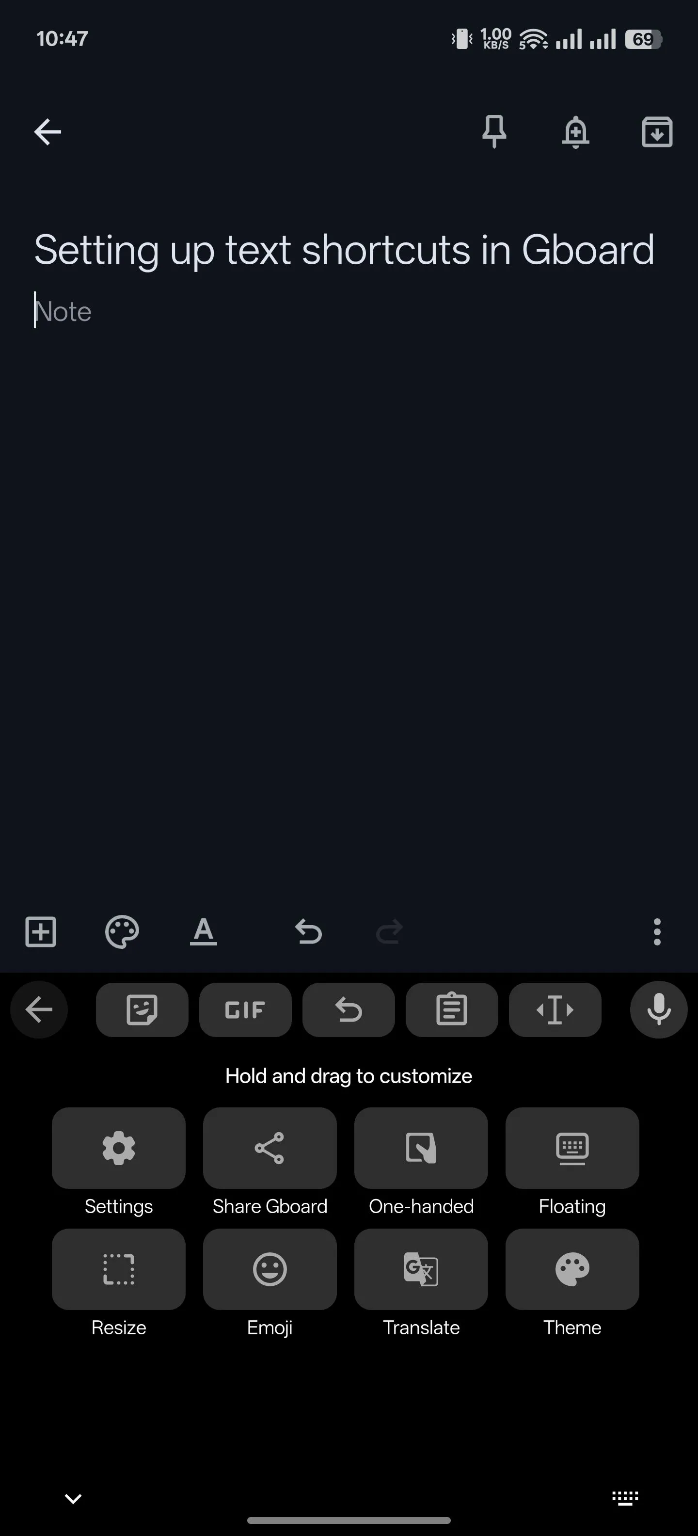Truy cập cài đặt Gboard trên điện thoại Android để tạo phím tắt.
